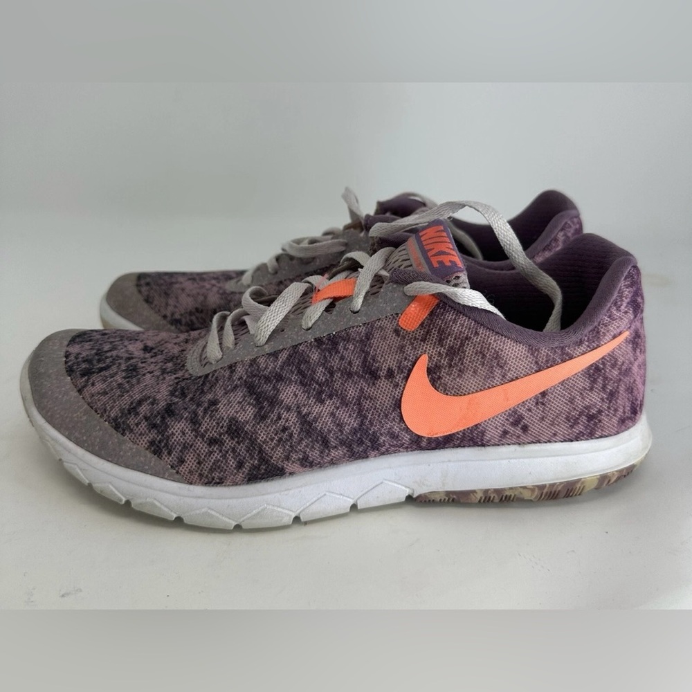 Nike Violet and Coral Athletic Shoes